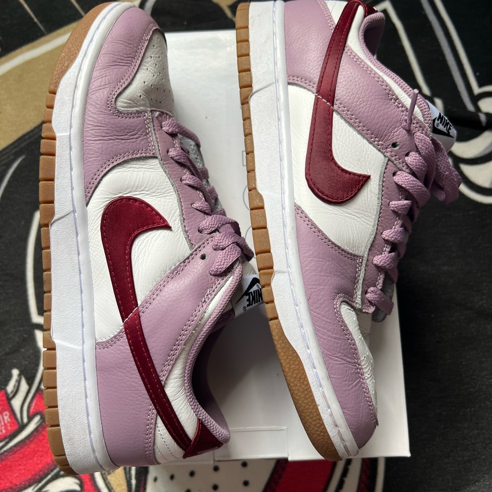 Nike Dunk Low Retro Valentines Day